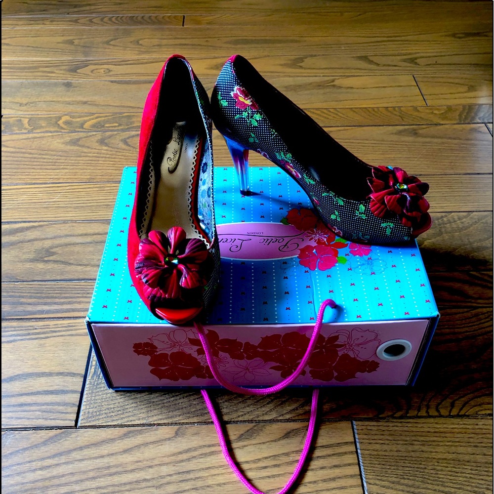 Floral Red Pumps EUR 36.5